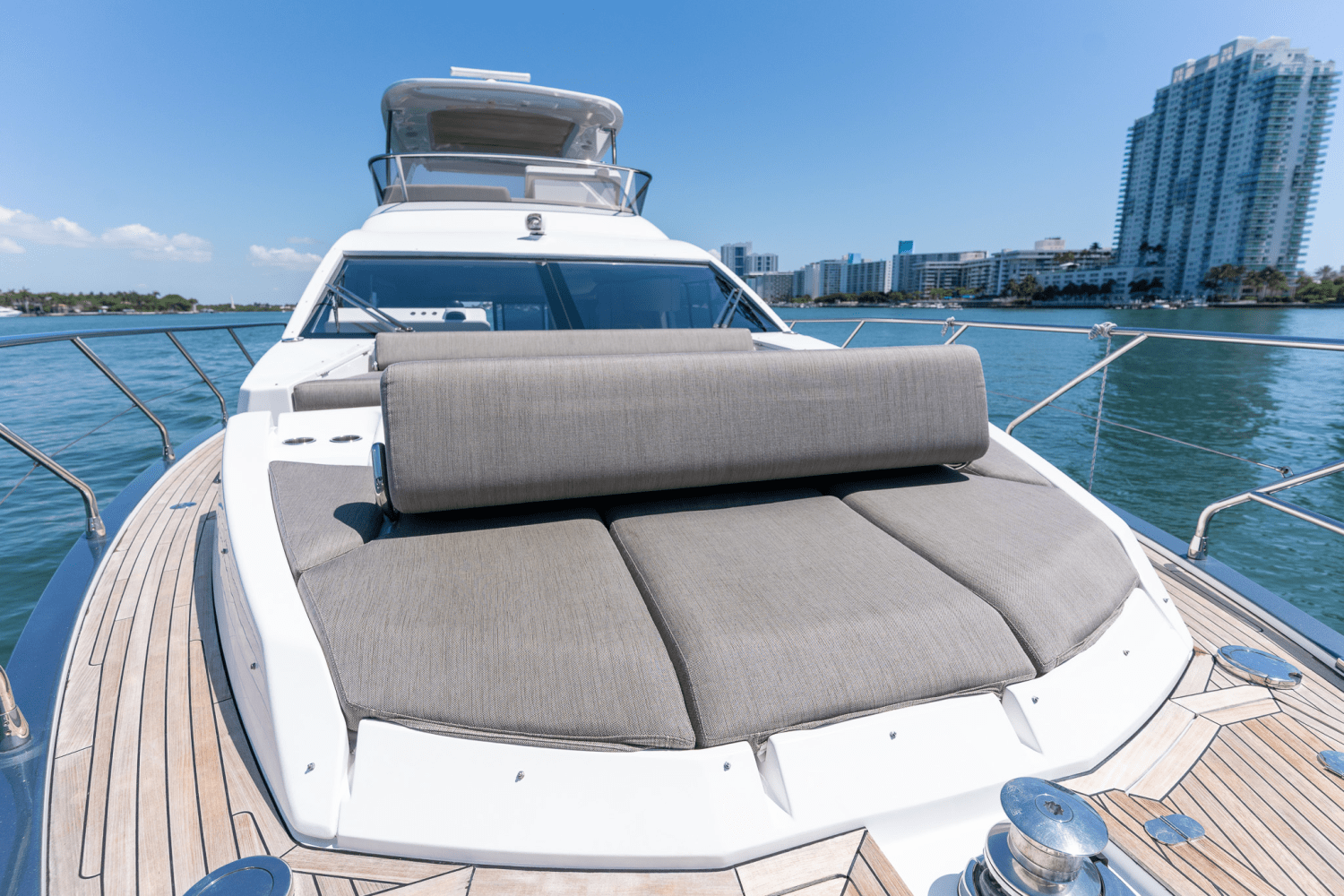 2023 Azimut
                                                             60 FLY Image Thumbnail #65