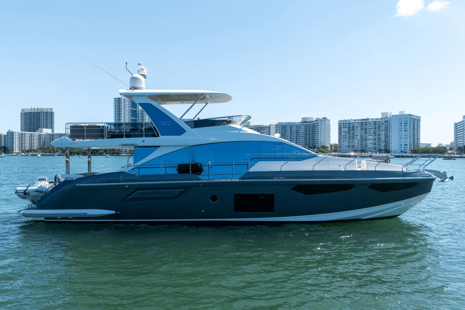 2023 Azimut
                                                             60 FLY Image Thumbnail #7