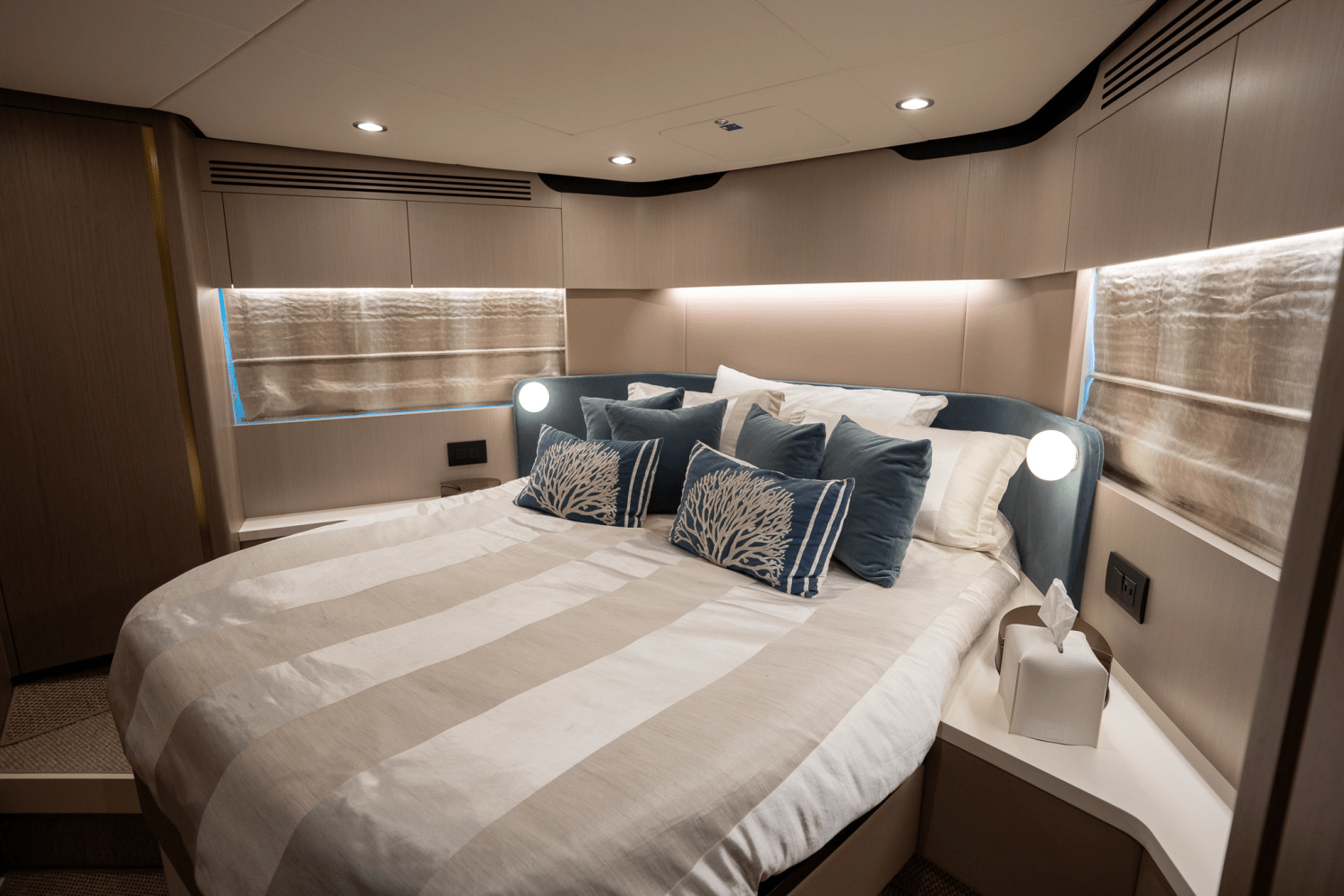 2023 Azimut
                                                             60 FLY Image Thumbnail #76