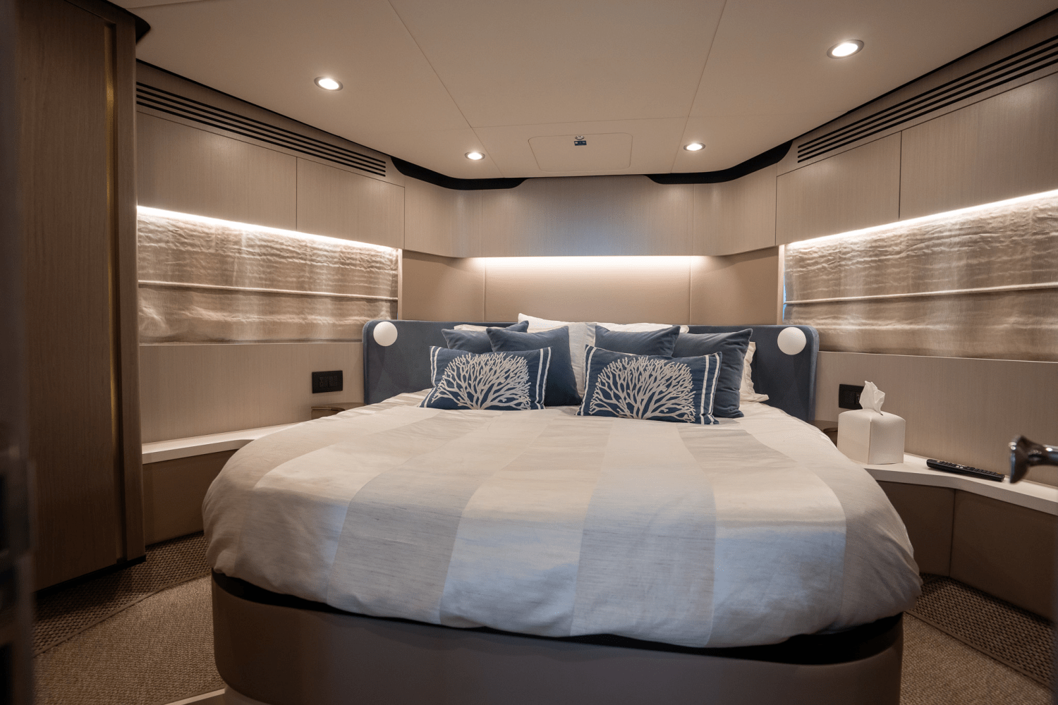 2023 Azimut
                                                             60 FLY Image Thumbnail #74