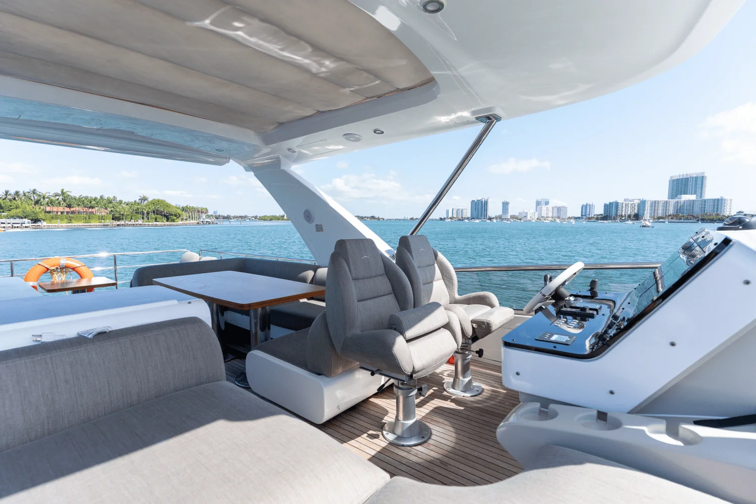 2023 Azimut
                                                             60 FLY Image Thumbnail #45