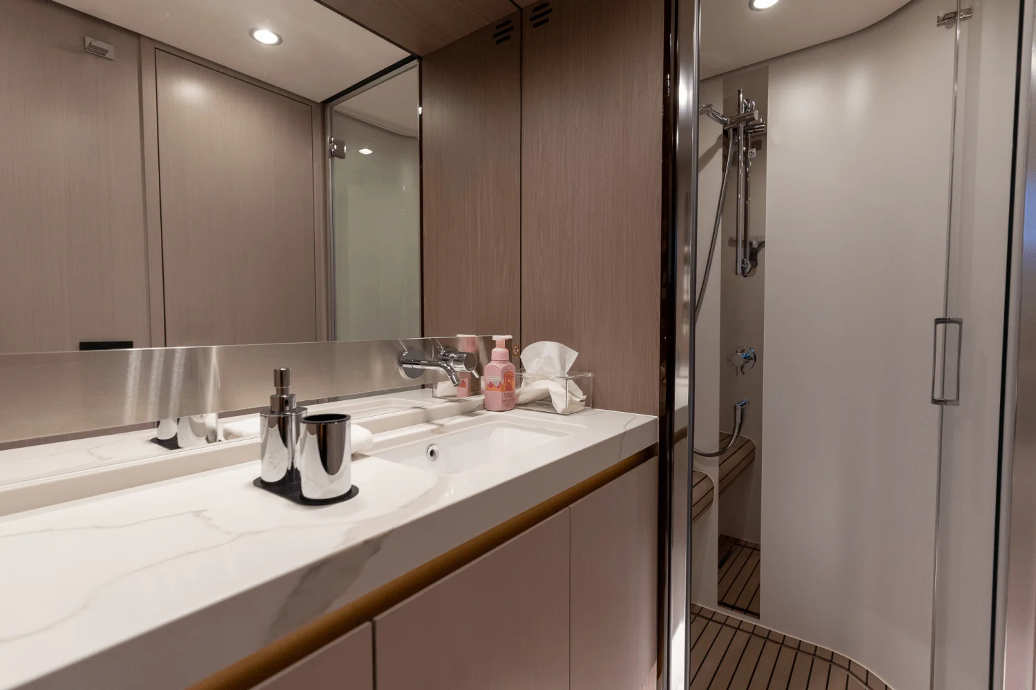 2023 Azimut
                                                             60 FLY Image Thumbnail #92