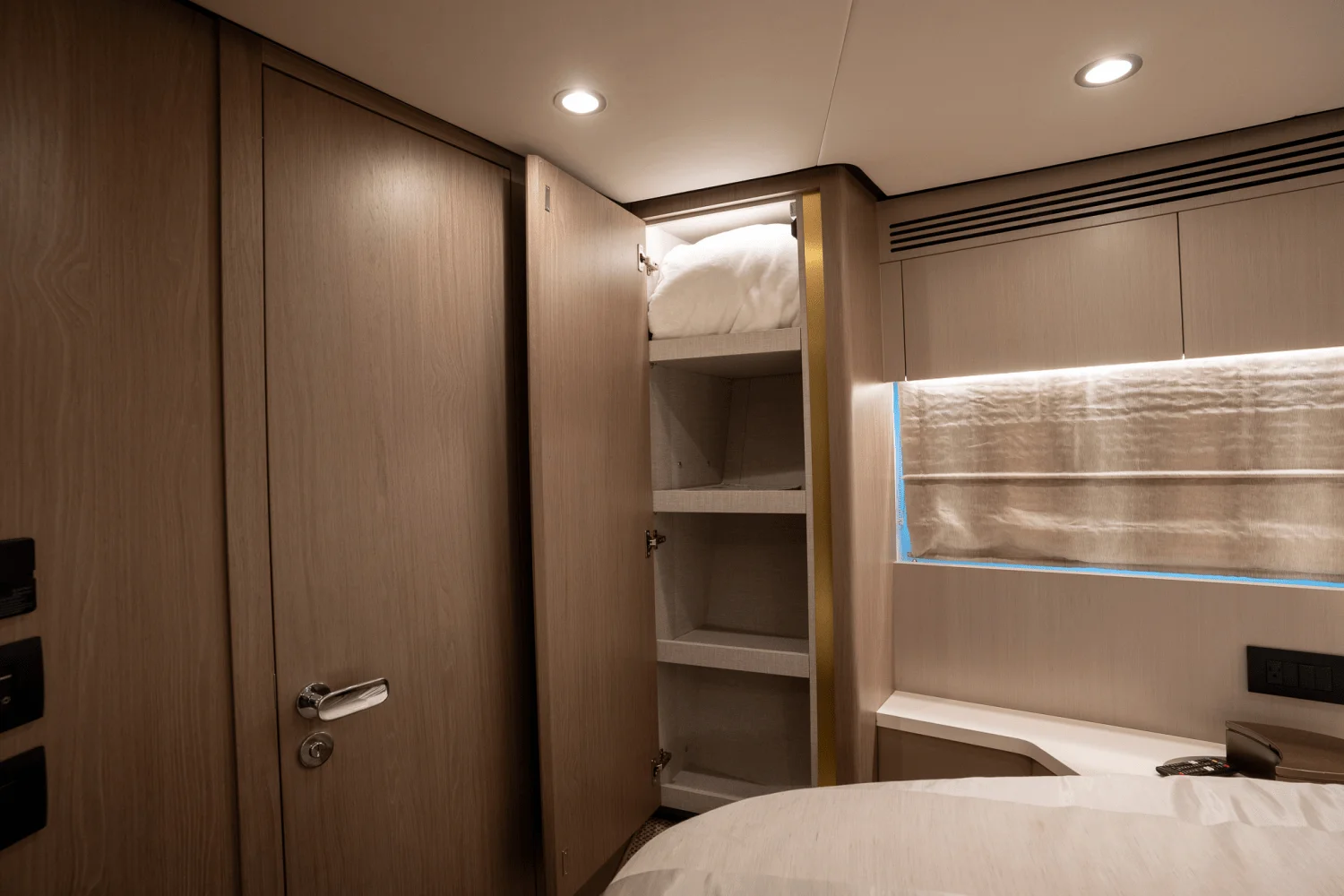 2023 Azimut 60 FLY Image Thumbnail #82