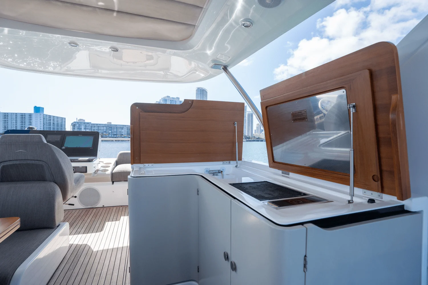 2023 Azimut
                                                             60 FLY Image Thumbnail #55