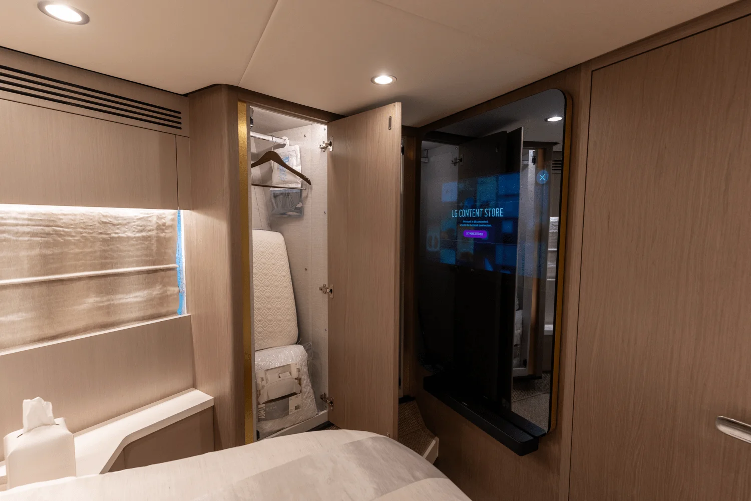 2023 Azimut 60 FLY Image Thumbnail #77