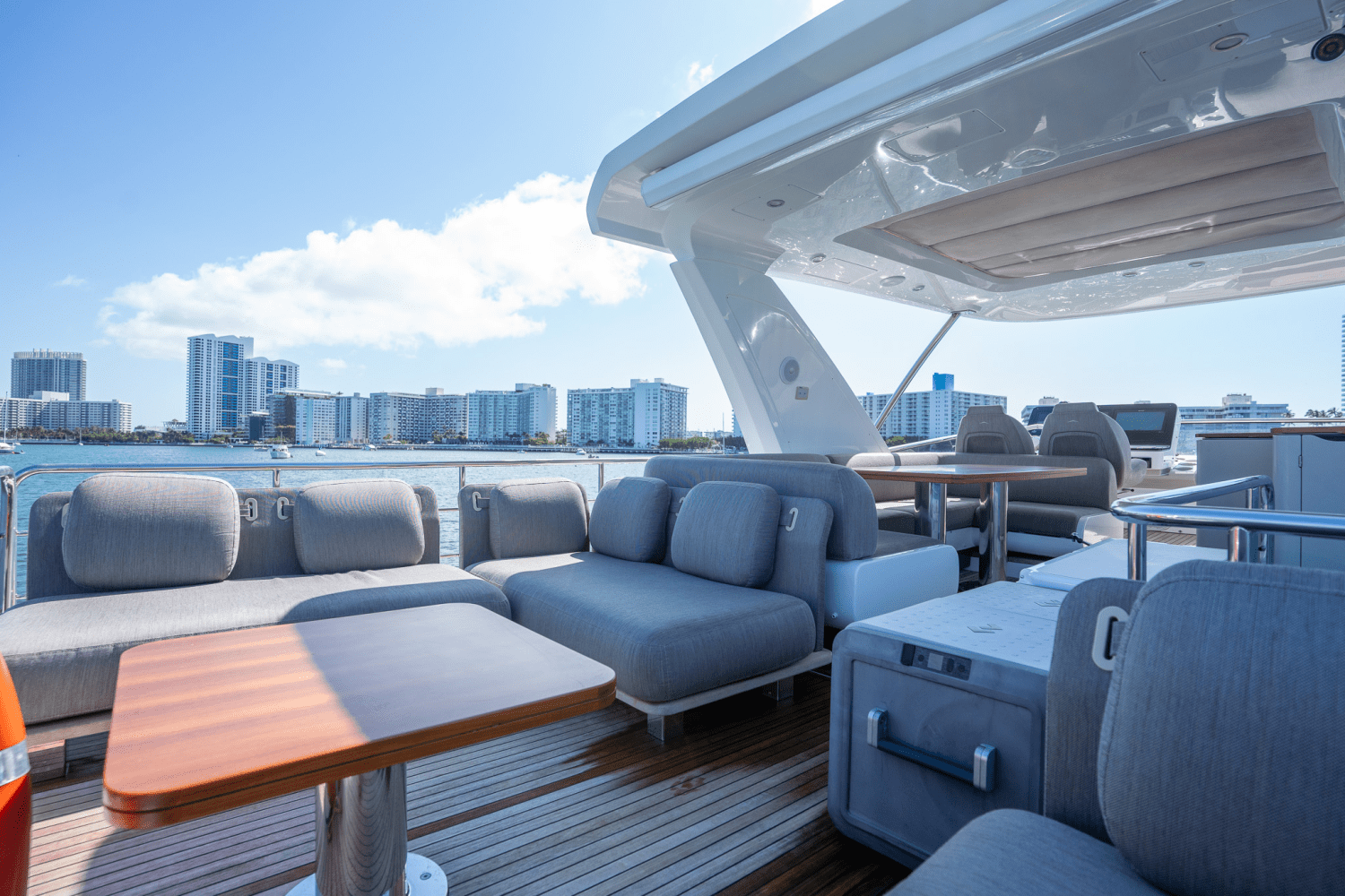 2023 Azimut
                                                             60 FLY Image Thumbnail #49