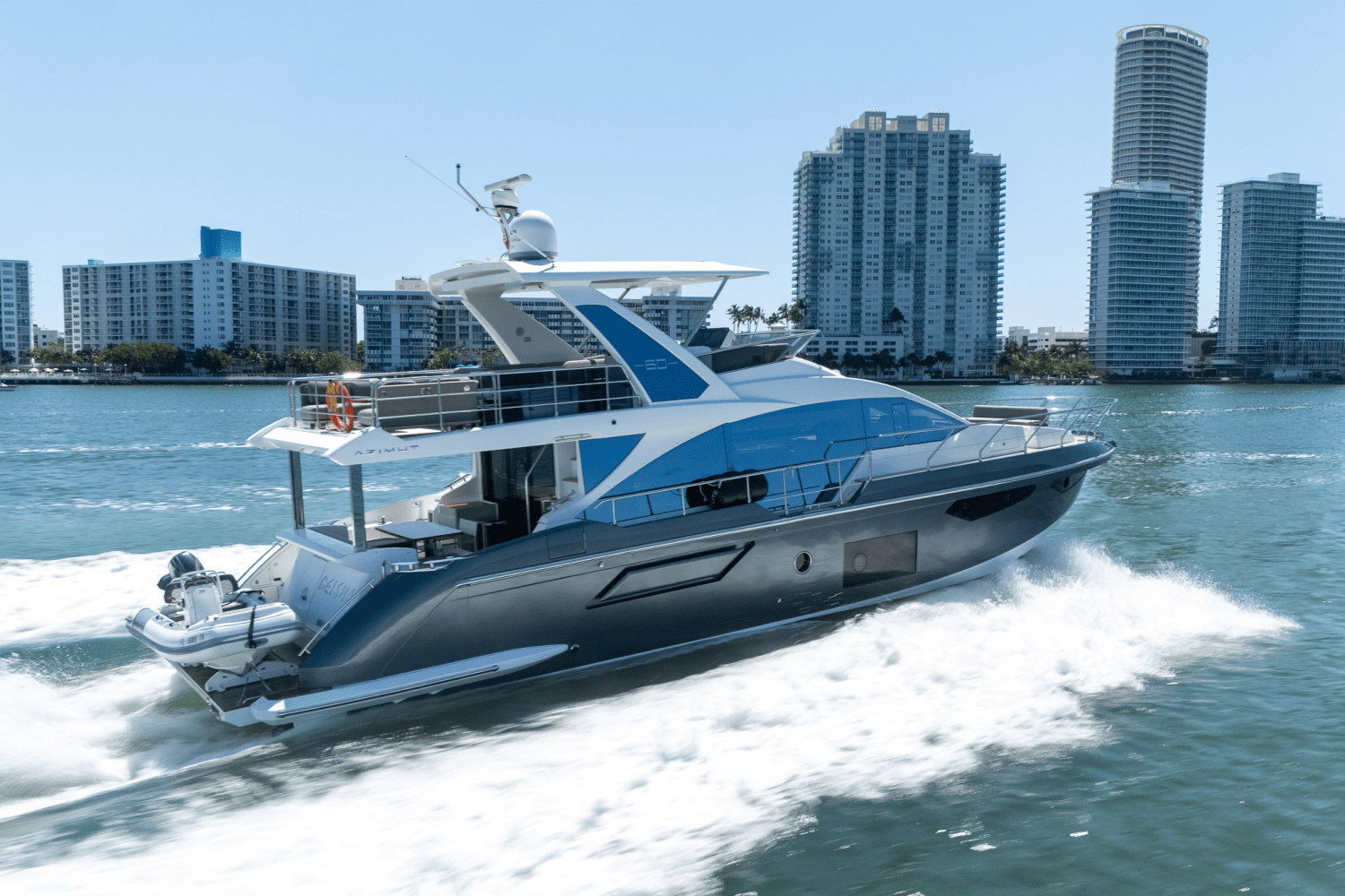 2023 Azimut
                                                             60 FLY Image Thumbnail #17