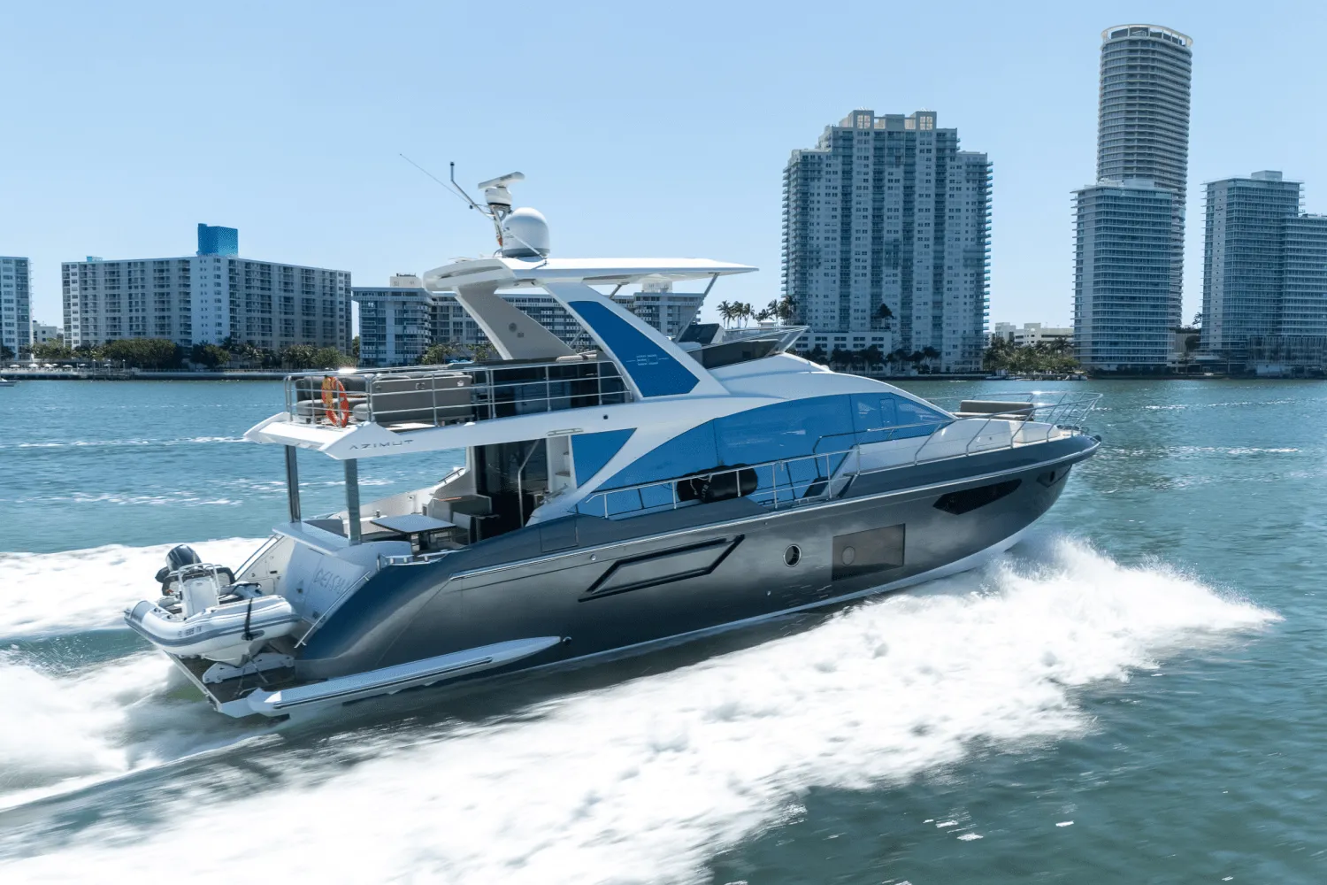 2023 Azimut
                                                             60 FLY Image Thumbnail #17