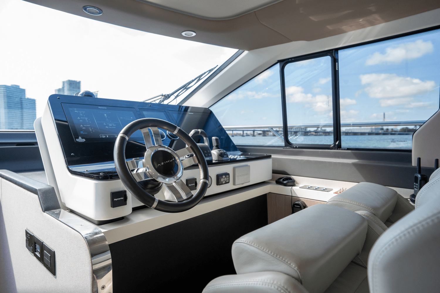 2023 Azimut
                                                             60 FLY Image Thumbnail #26