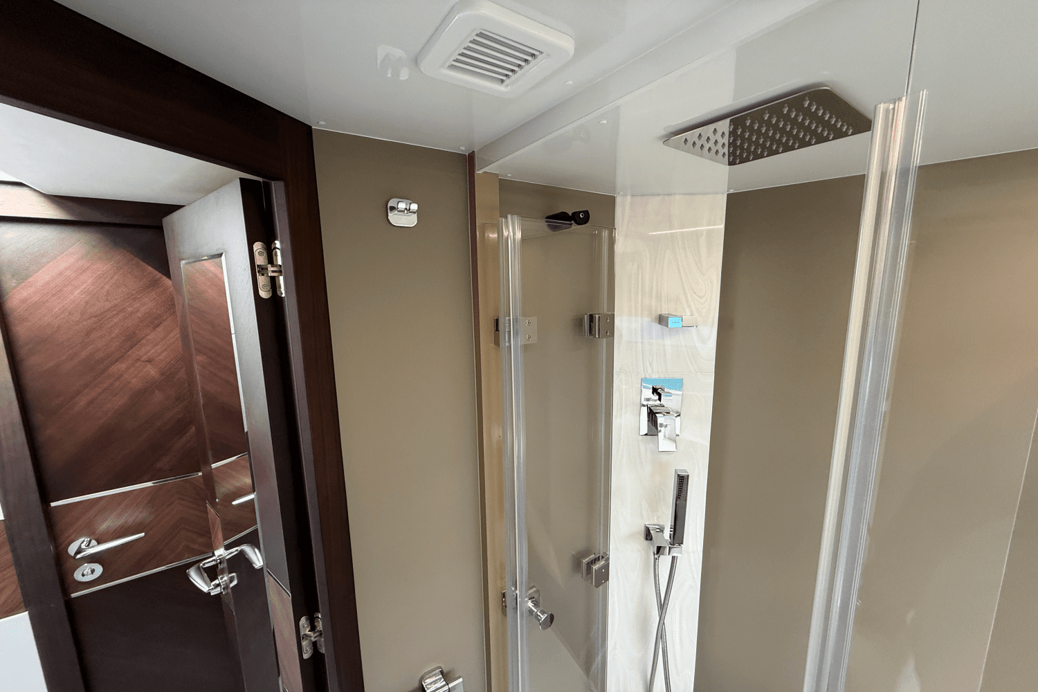 2025 Galeon 450 HTC Image Thumbnail #50