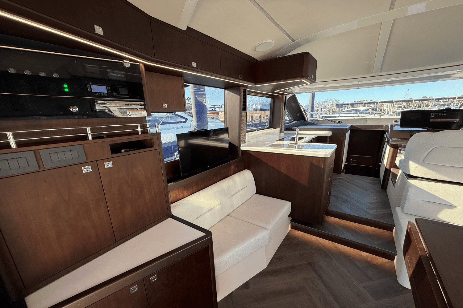 2025 Galeon 450 HTC Image Thumbnail #23