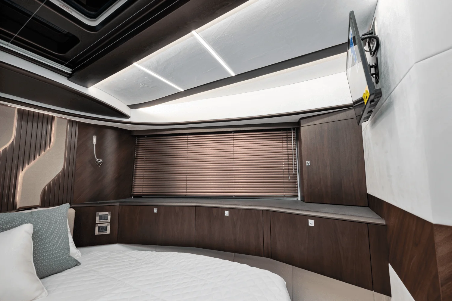 2024 Galeon 450 HTC Image Thumbnail #47