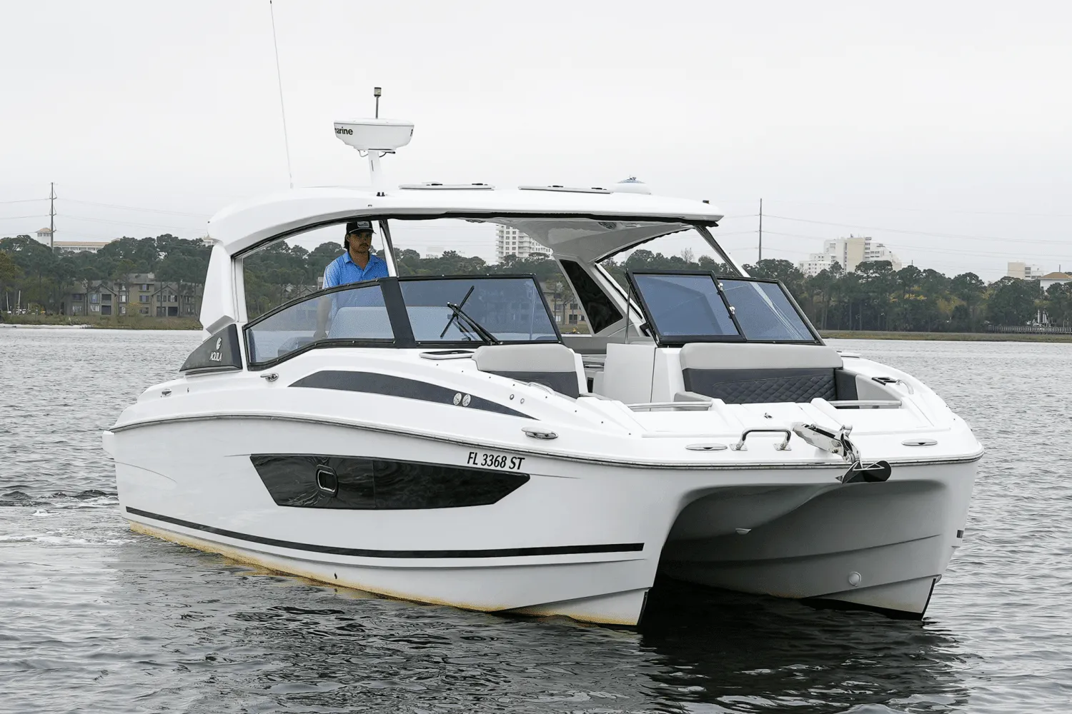 2020 Aquila 32 SPORT Image Thumbnail #1