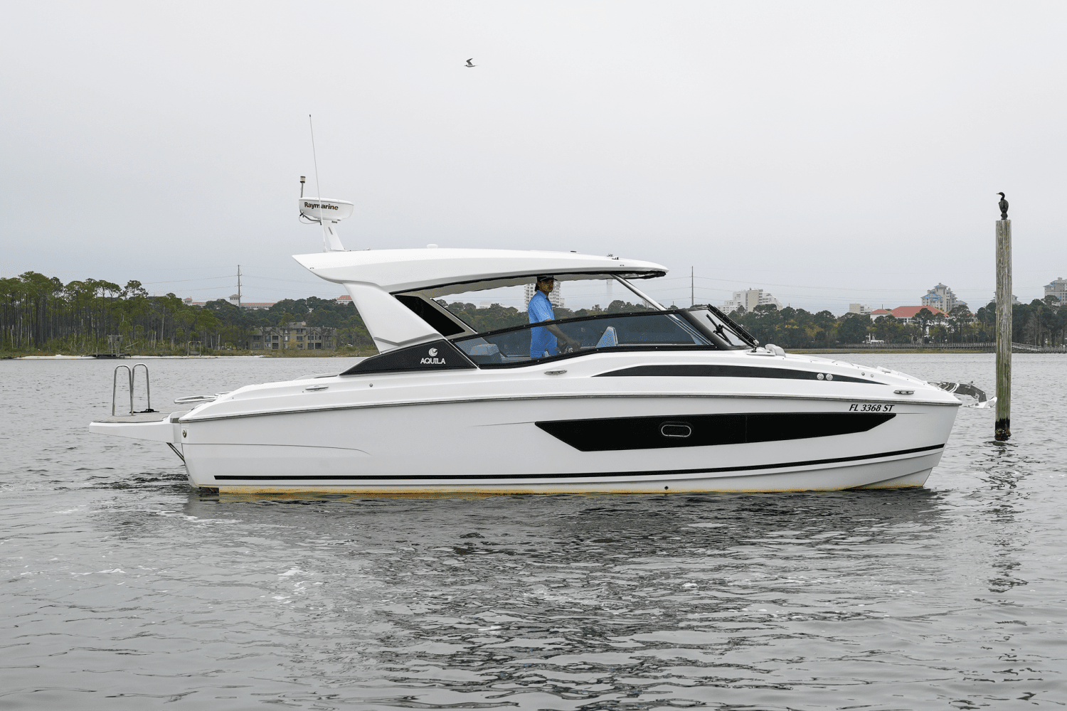 2020 Aquila 32 SPORT Image Thumbnail #1