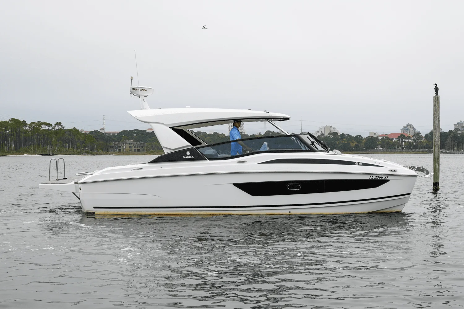 2020 Aquila 32 SPORT Image Thumbnail #1