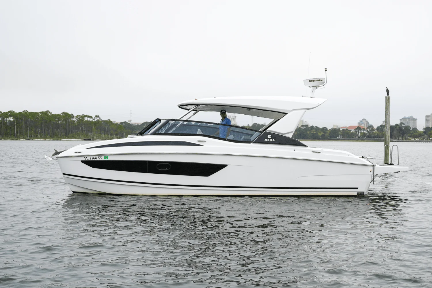 2020 Aquila 32 SPORT Image Thumbnail #0