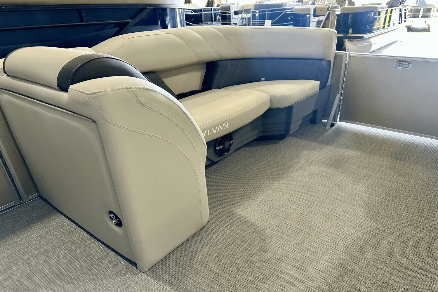 2024 Sylvan MIRAGE 8524 Image Thumbnail #9