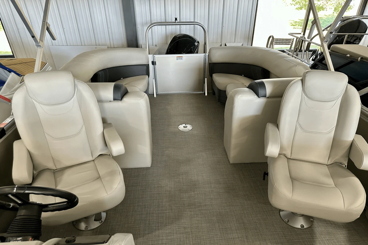 2024 Sylvan MIRAGE 8524 Image Thumbnail #17