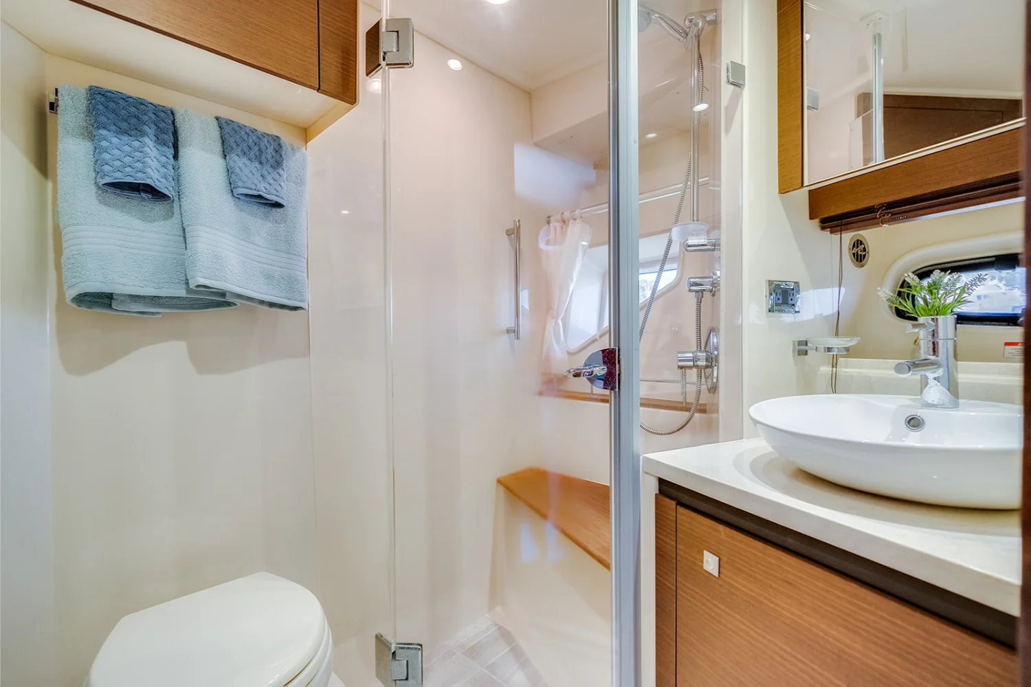 2013 Sea Ray 510 SUNDANCER Image Thumbnail #70