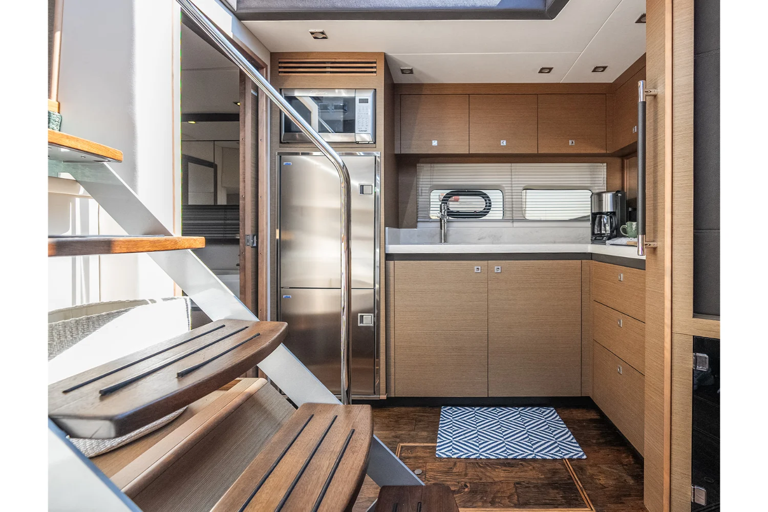 2013 Sea Ray 510 SUNDANCER Image Thumbnail #43