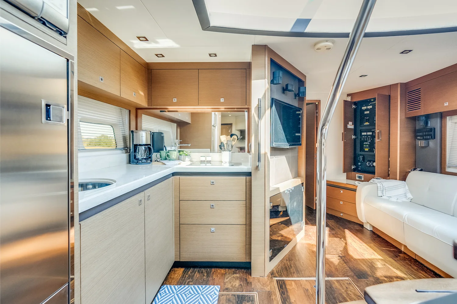 2013 Sea Ray 510 SUNDANCER Image Thumbnail #50