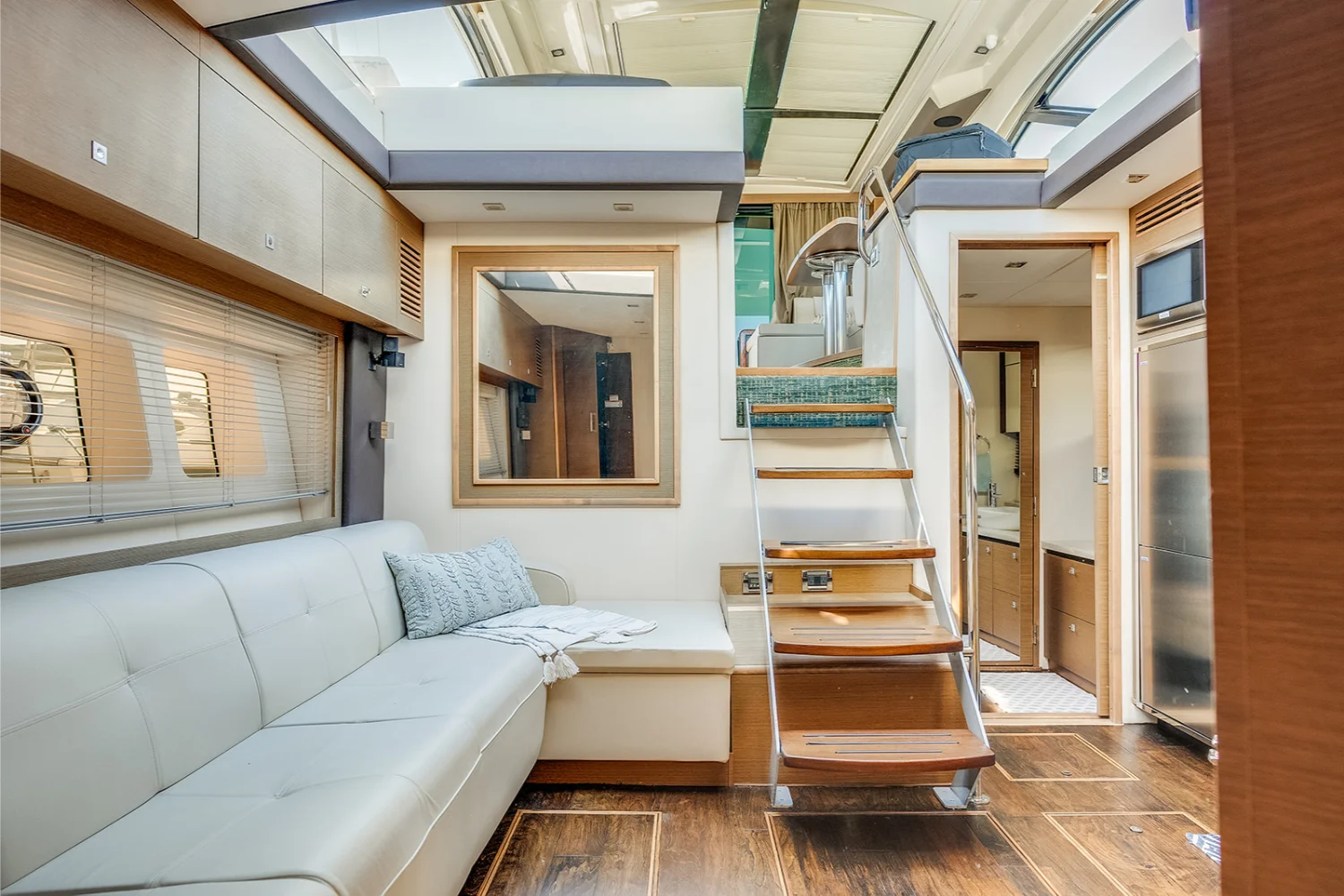 2013 Sea Ray 510 SUNDANCER Image Thumbnail #49