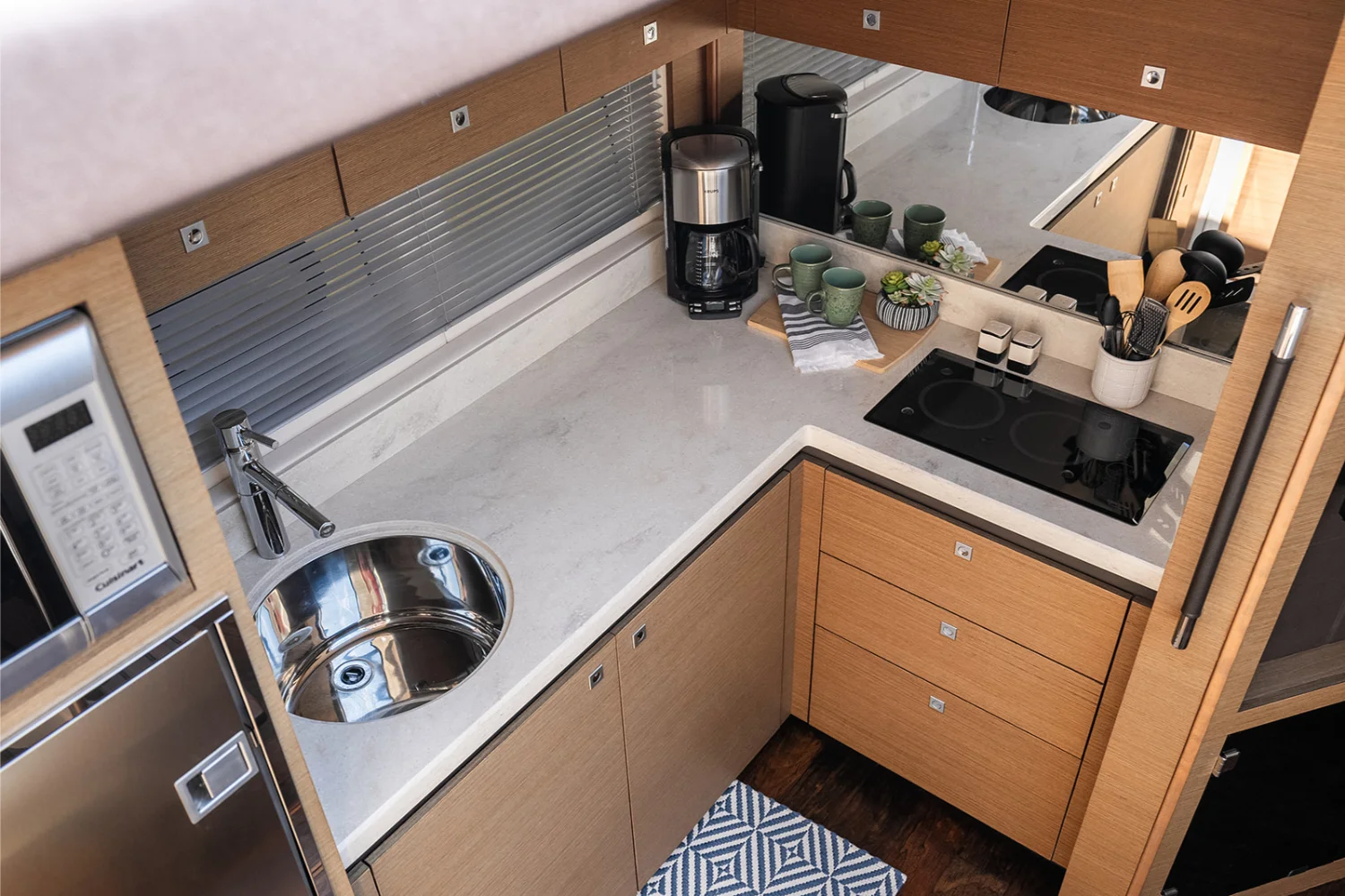 2013 Sea Ray 510 SUNDANCER Image Thumbnail #46