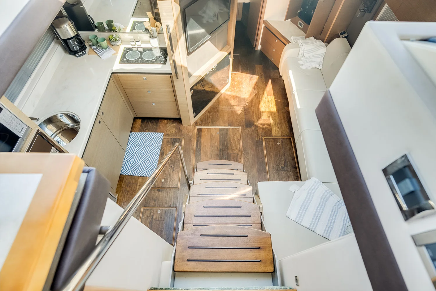 2013 Sea Ray 510 SUNDANCER Image Thumbnail #42