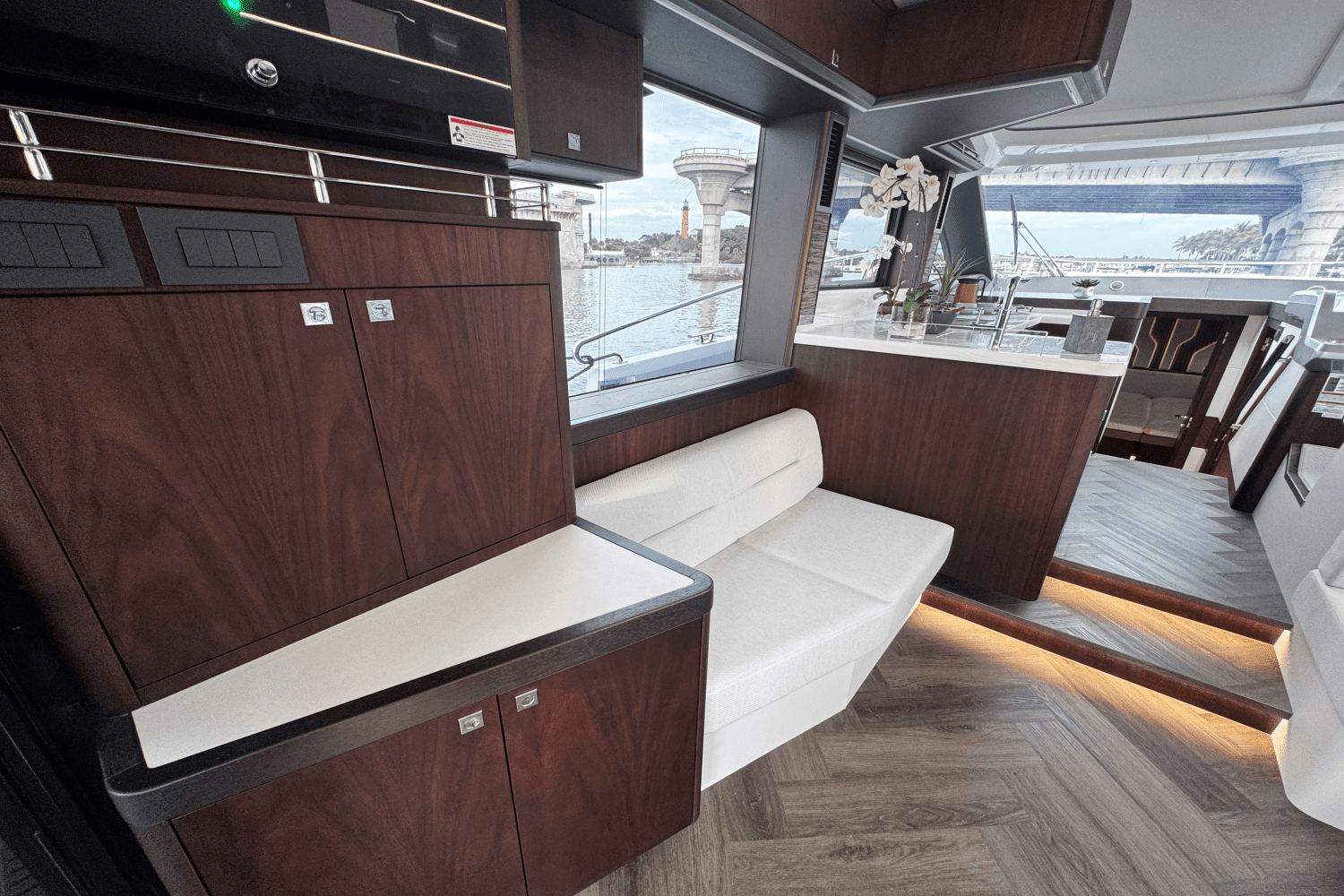 2025 Galeon 450 HTC Image Thumbnail #14