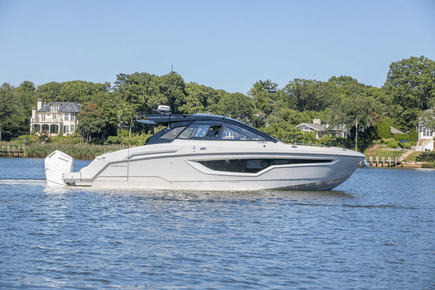 2024 Cruisers Yachts 42 GLS South Beach Outboard Image Thumbnail #1