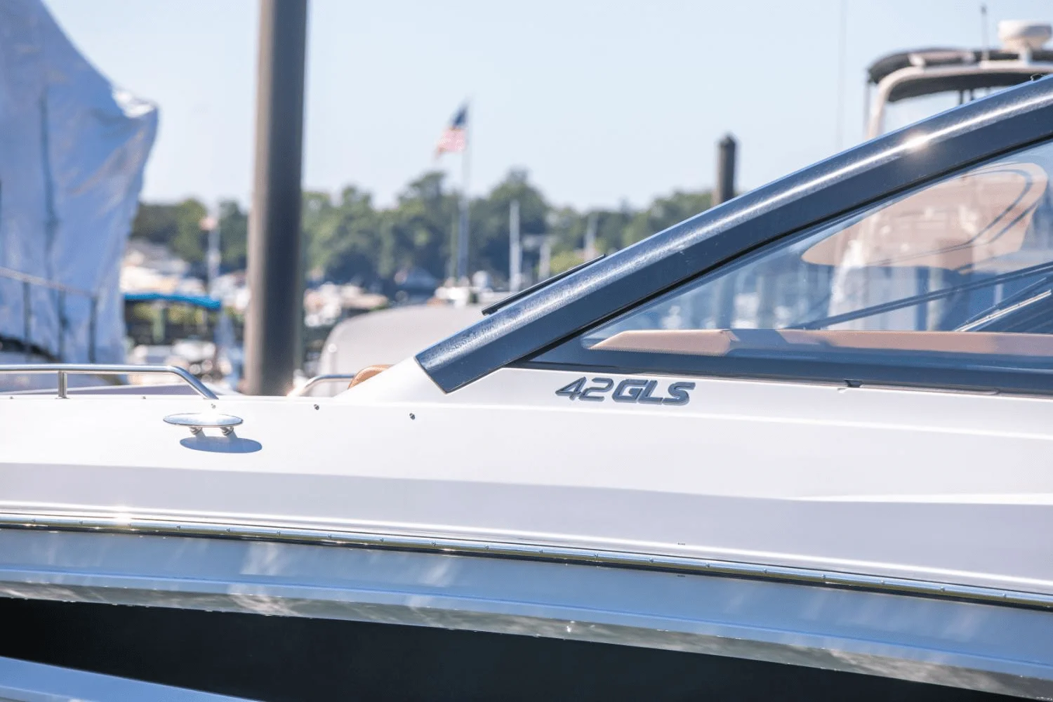 2024 Cruisers Yachts 42 GLS South Beach Outboard Image Thumbnail #22