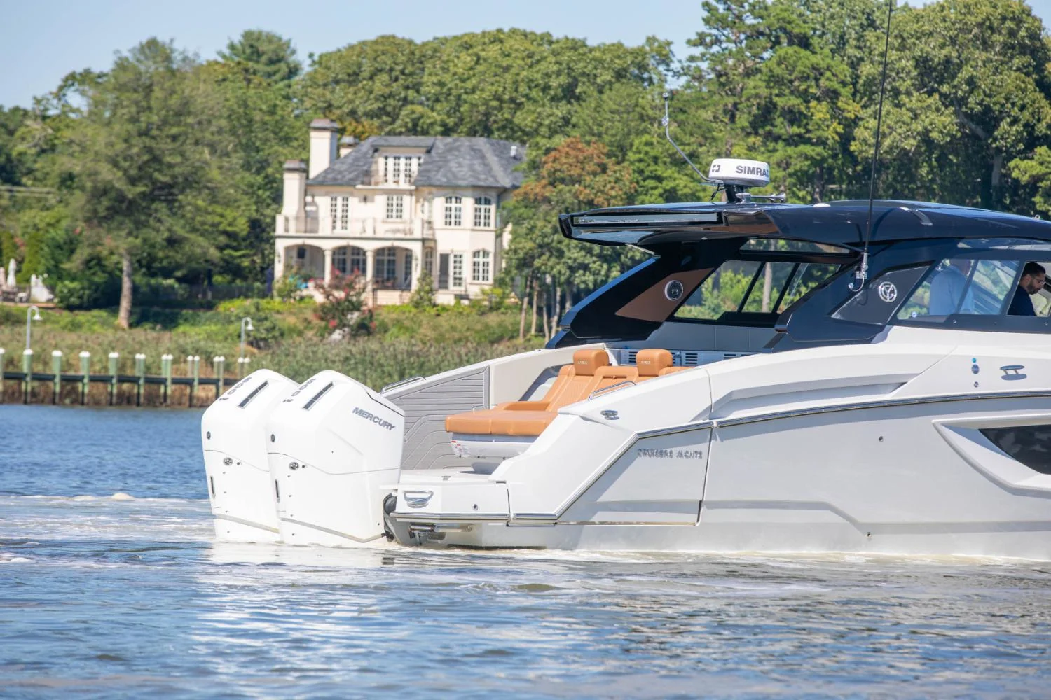 2024 Cruisers Yachts 42 GLS South Beach Outboard Image Thumbnail #20