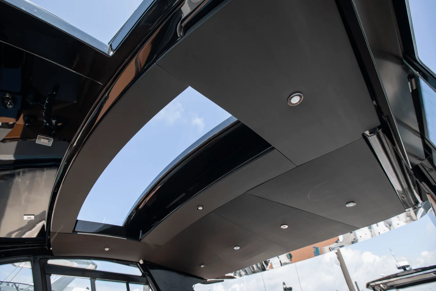 2024 Cruisers Yachts 42 GLS South Beach Outboard Image Thumbnail #49