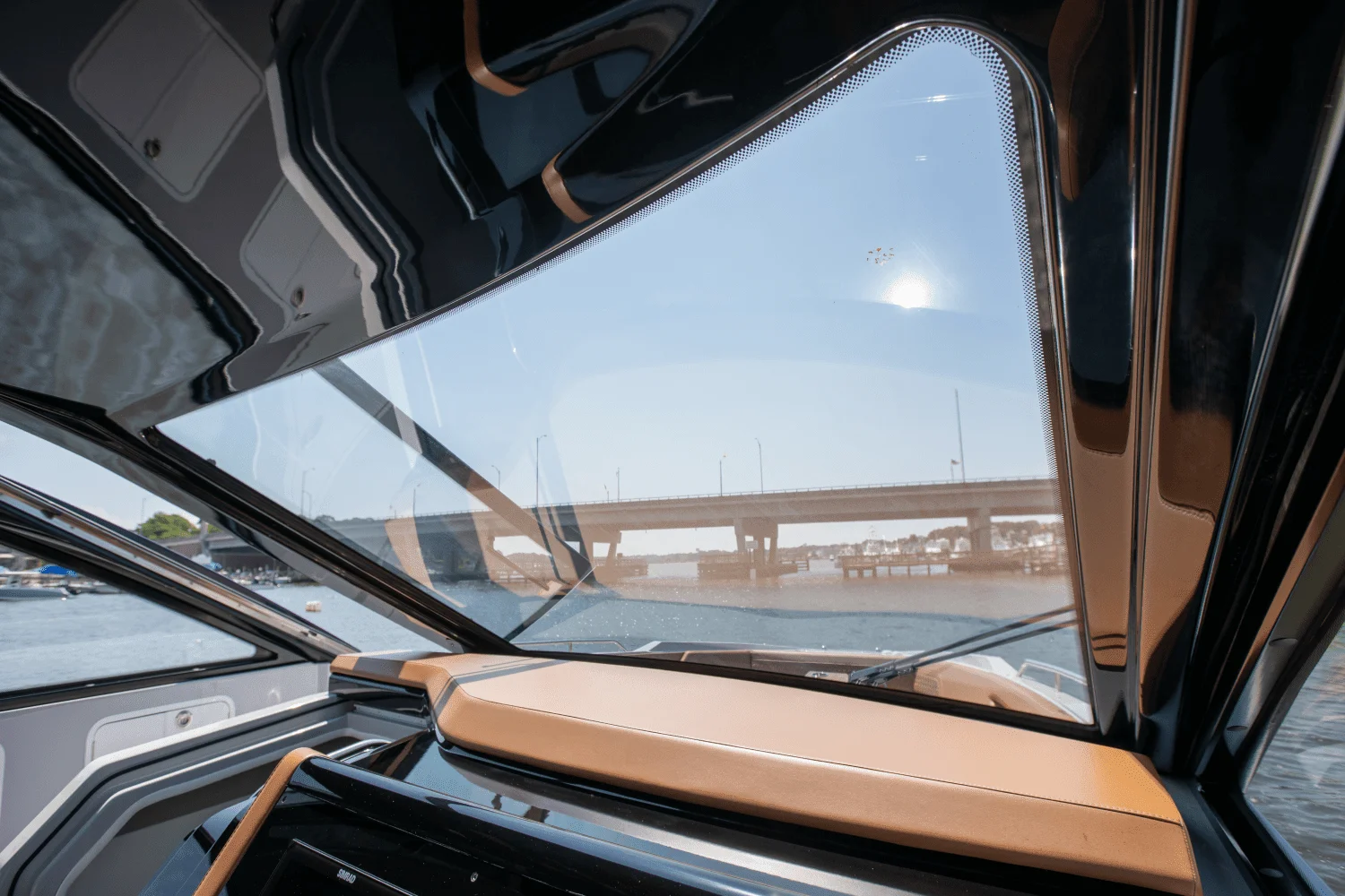 2024 Cruisers Yachts 42 GLS South Beach Outboard Image Thumbnail #63