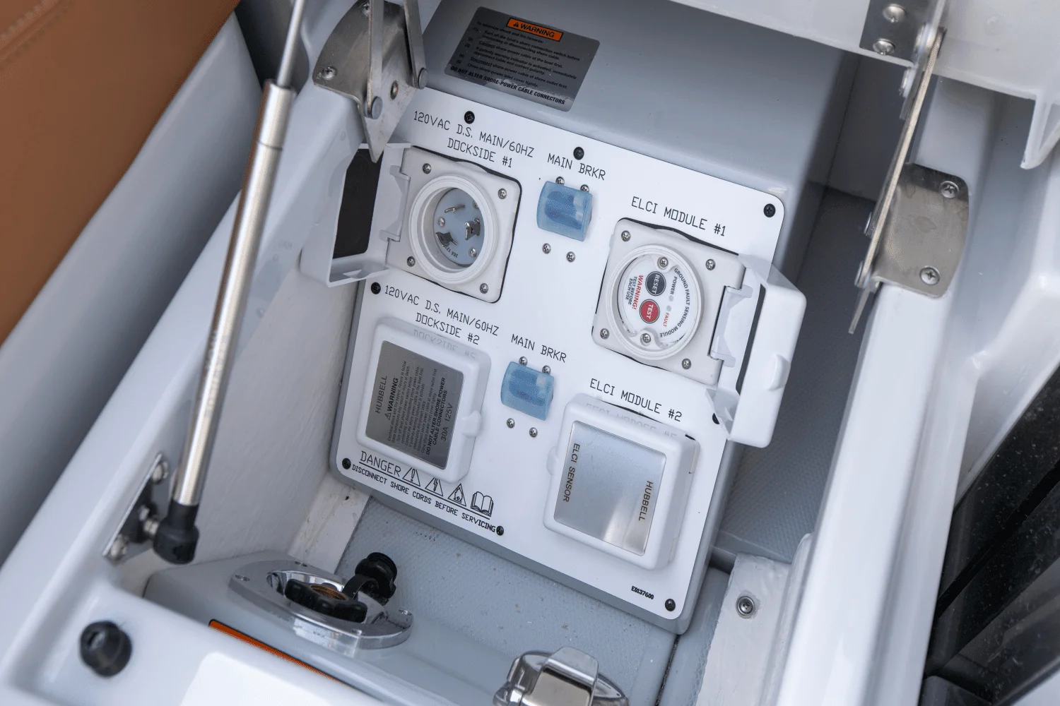 2024 Cruisers Yachts 42 GLS South Beach Outboard Image Thumbnail #87