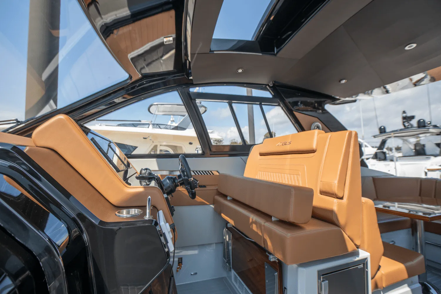 2024 Cruisers Yachts 42 GLS South Beach Outboard Image Thumbnail #58