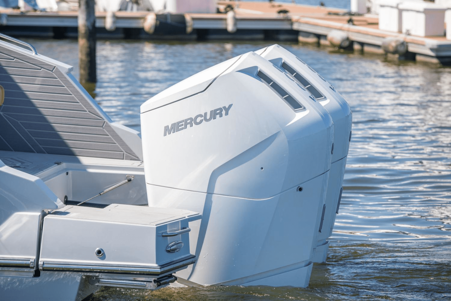2024 Cruisers Yachts 42 GLS South Beach Outboard Image Thumbnail #23
