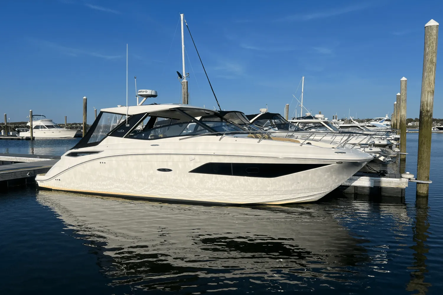 2023 Sea Ray 320 SUNDANCER Image Thumbnail #0