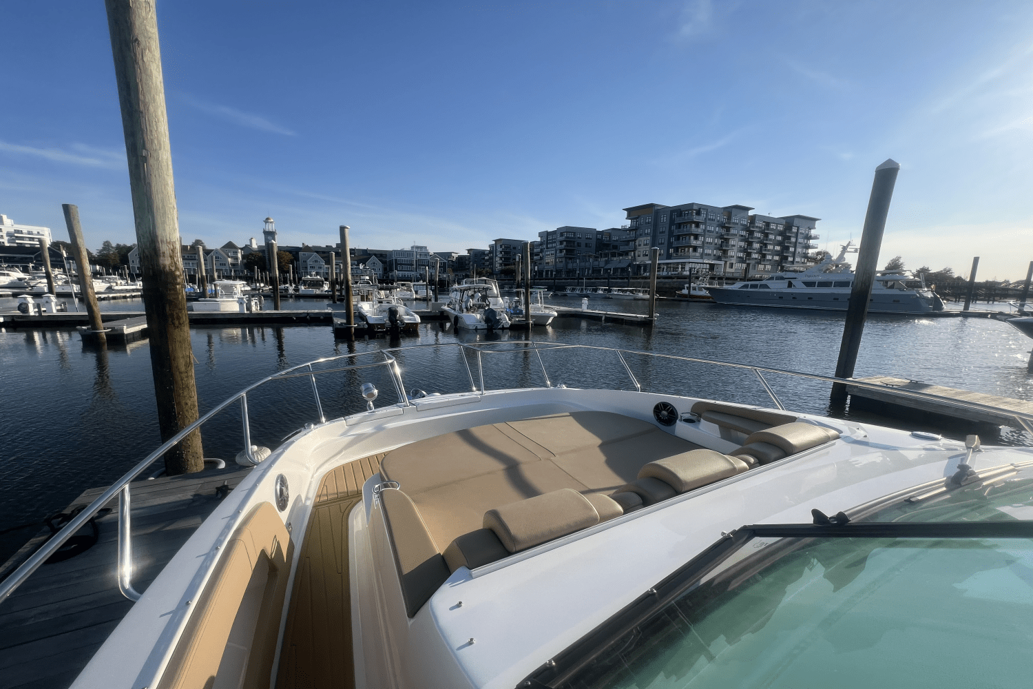 2023 Sea Ray 320 SUNDANCER Image Thumbnail #26