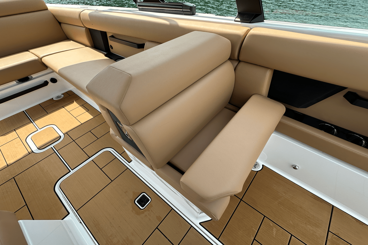 2024 Aviara AV28 Image Thumbnail #32