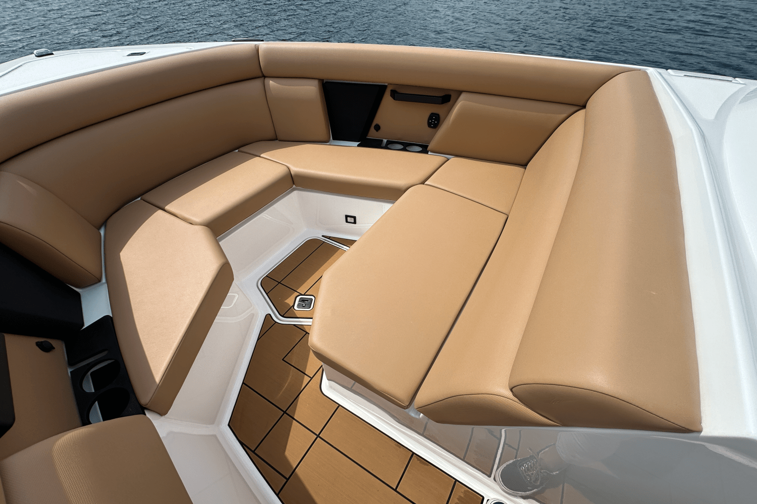 2024 Aviara AV28 Image Thumbnail #17