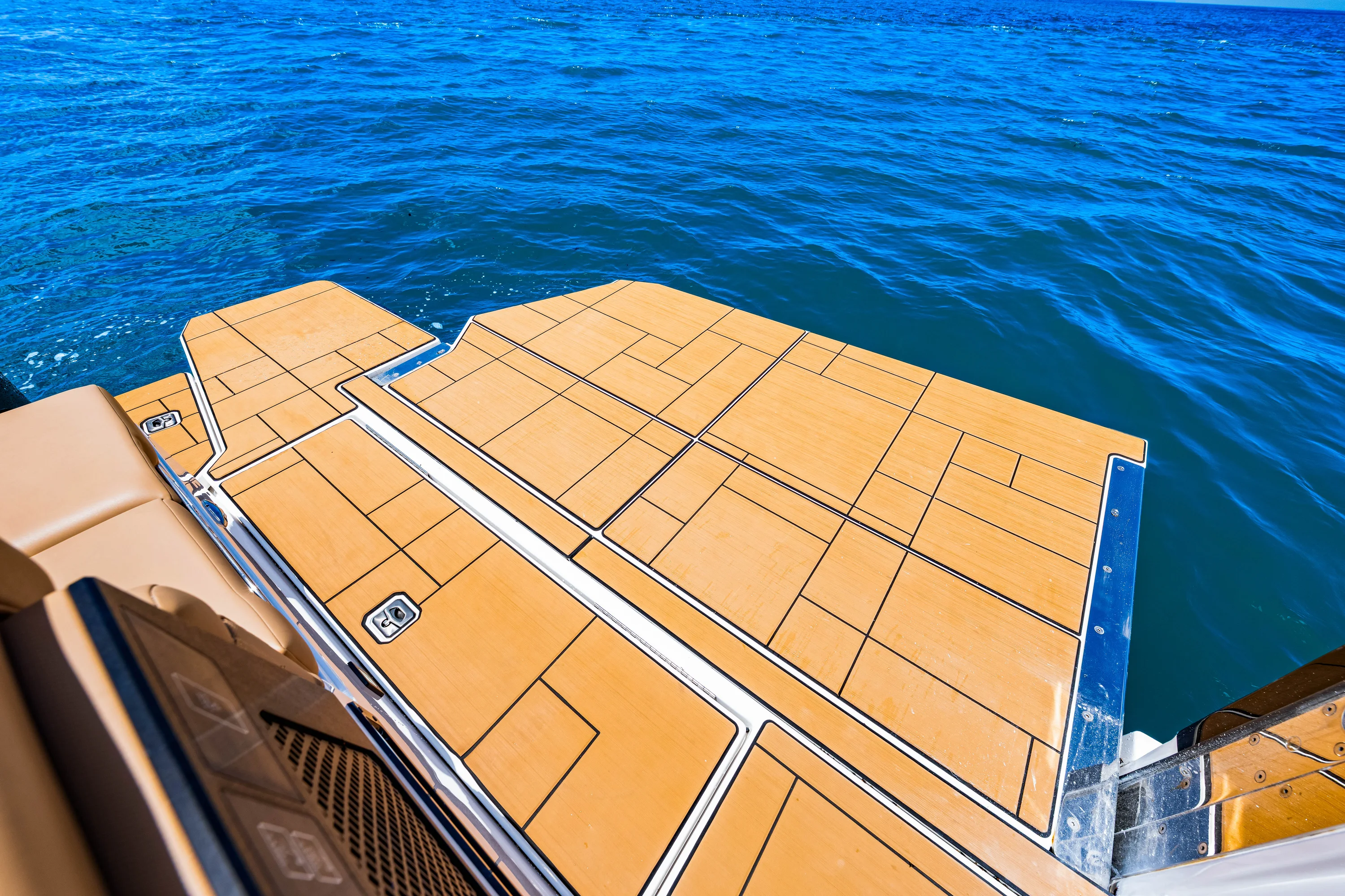 2024 Aviara AV40 Outboard Image Thumbnail #54