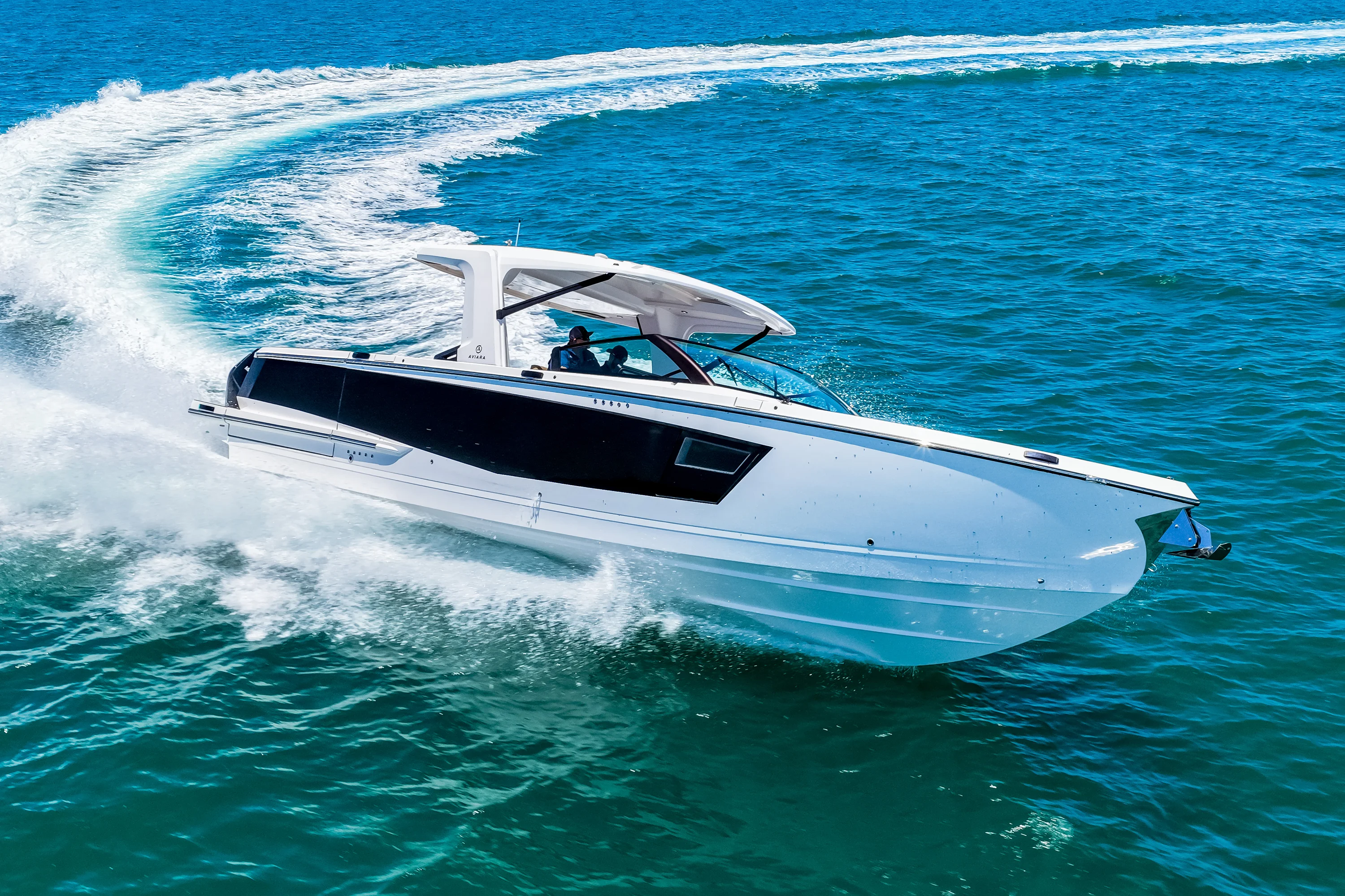 2024 Aviara AV40 Outboard Image Thumbnail #12
