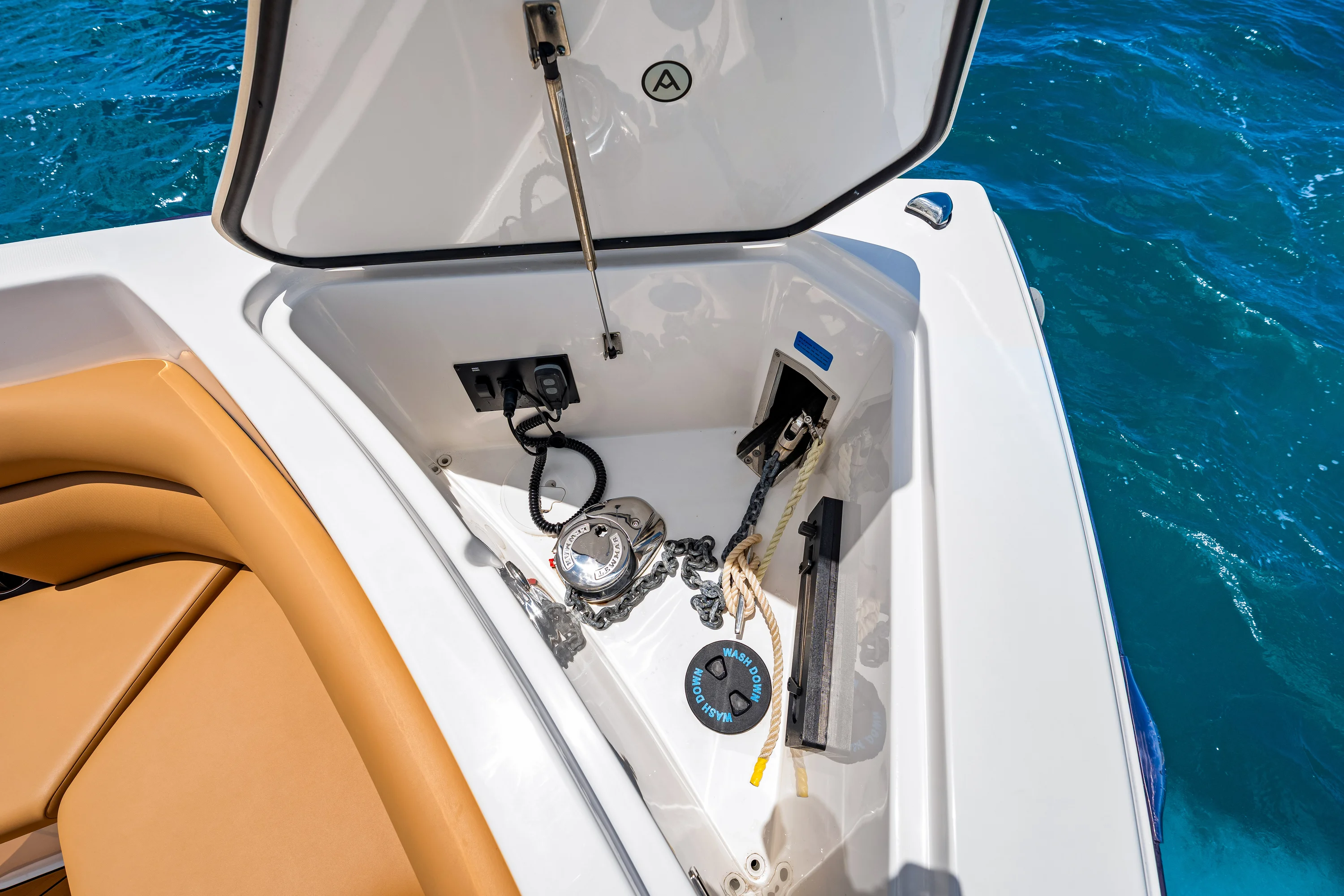 2024 Aviara AV40 Outboard Image Thumbnail #35