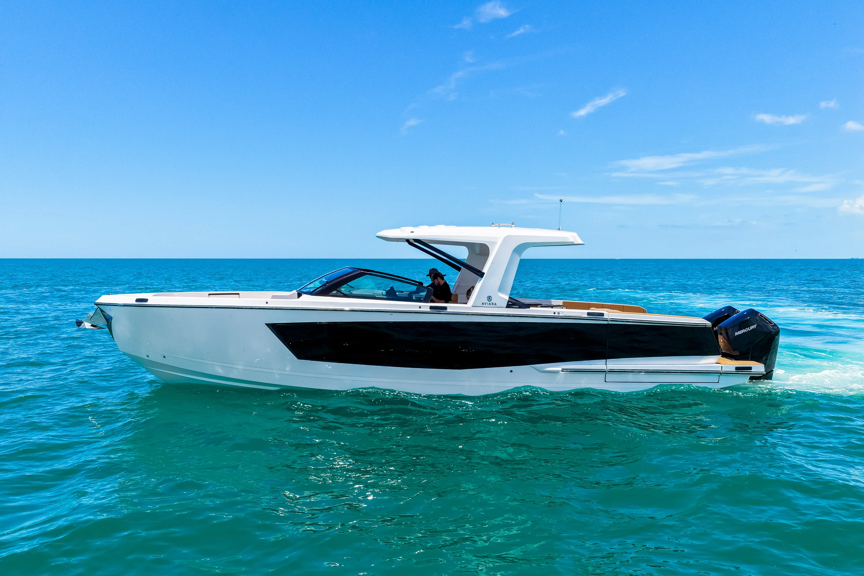 2024 Aviara AV40 Outboard Image Thumbnail #0