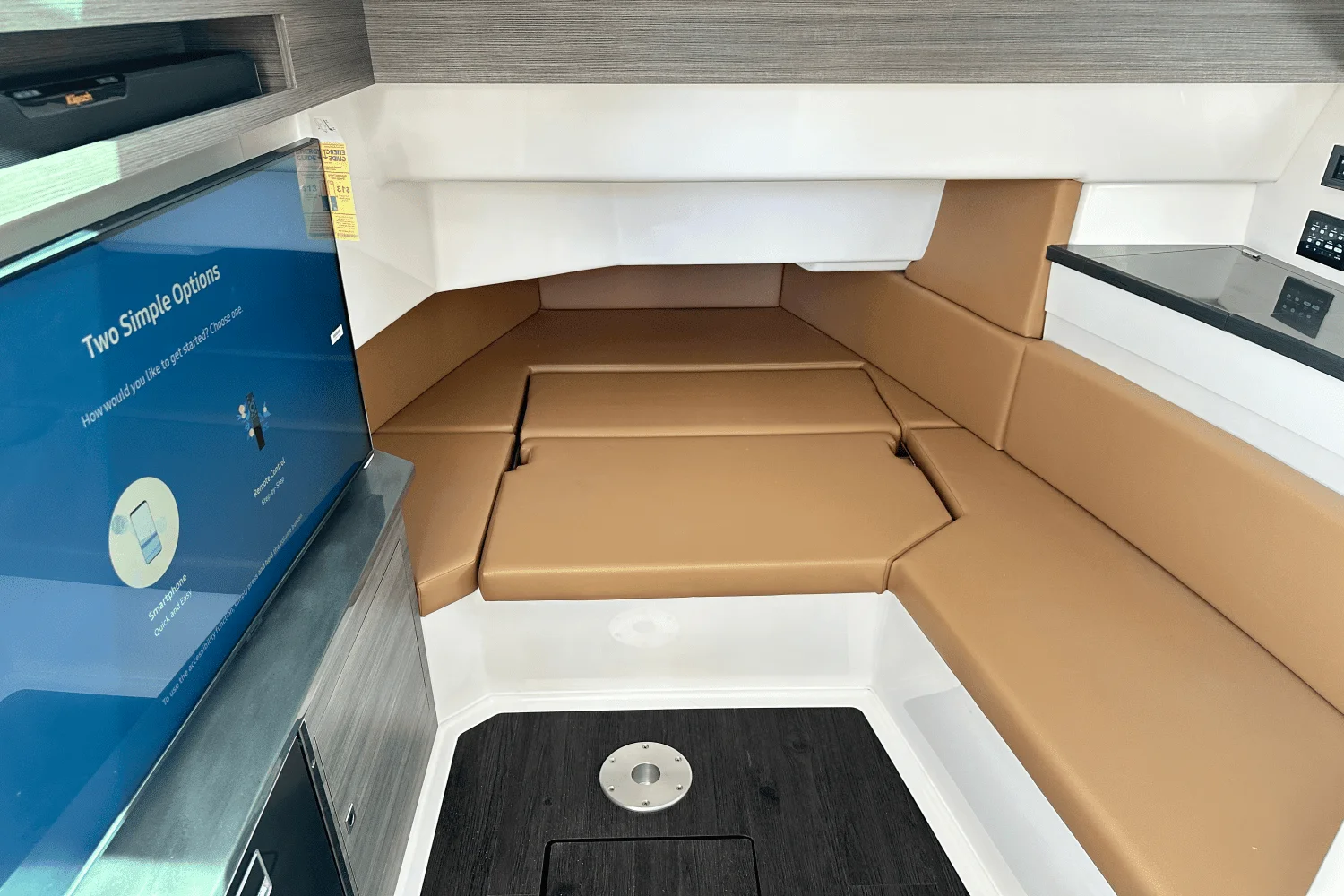 2024 Aviara AV40 Outboard Image Thumbnail #16