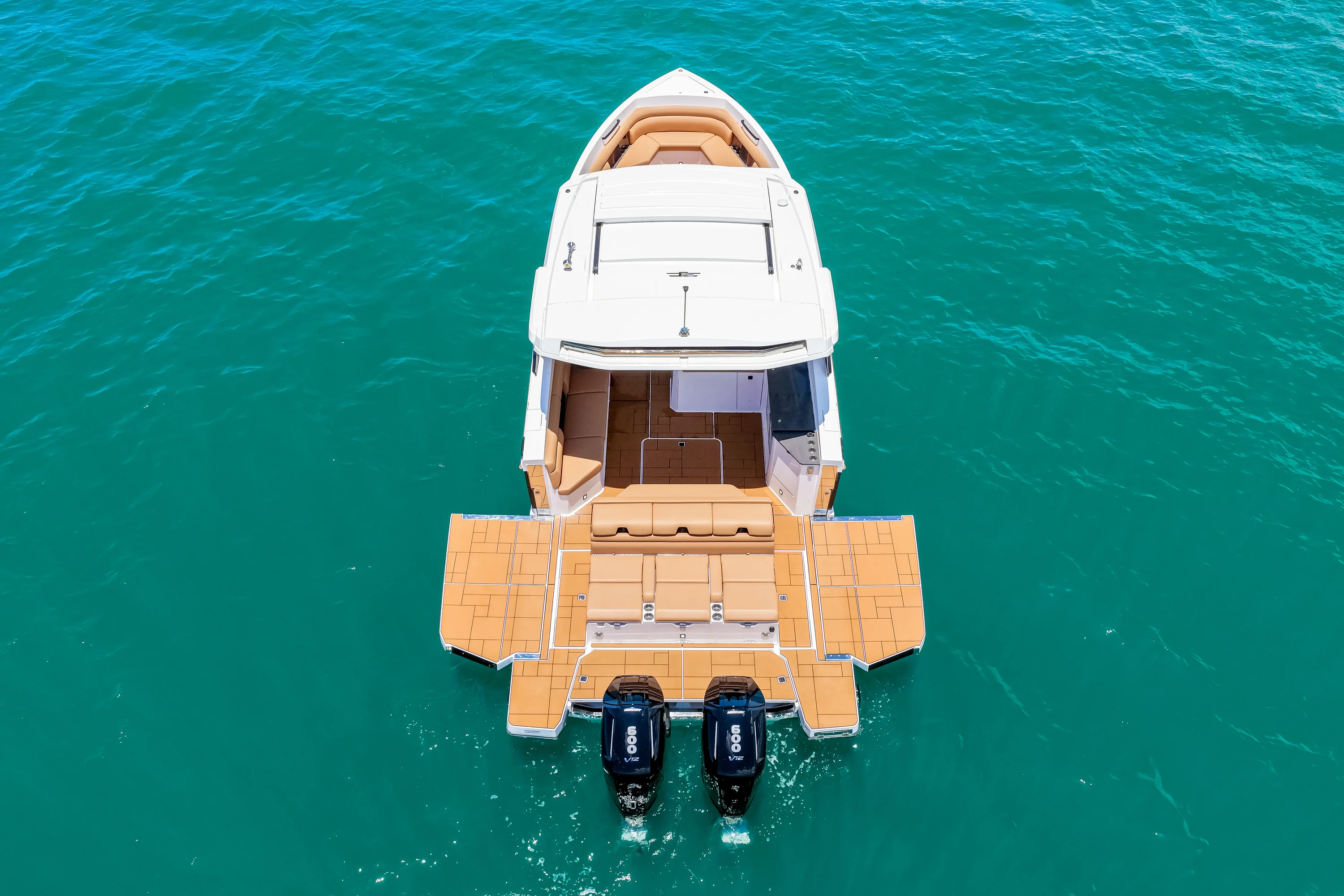 2024 Aviara AV40 Outboard Image Thumbnail #7