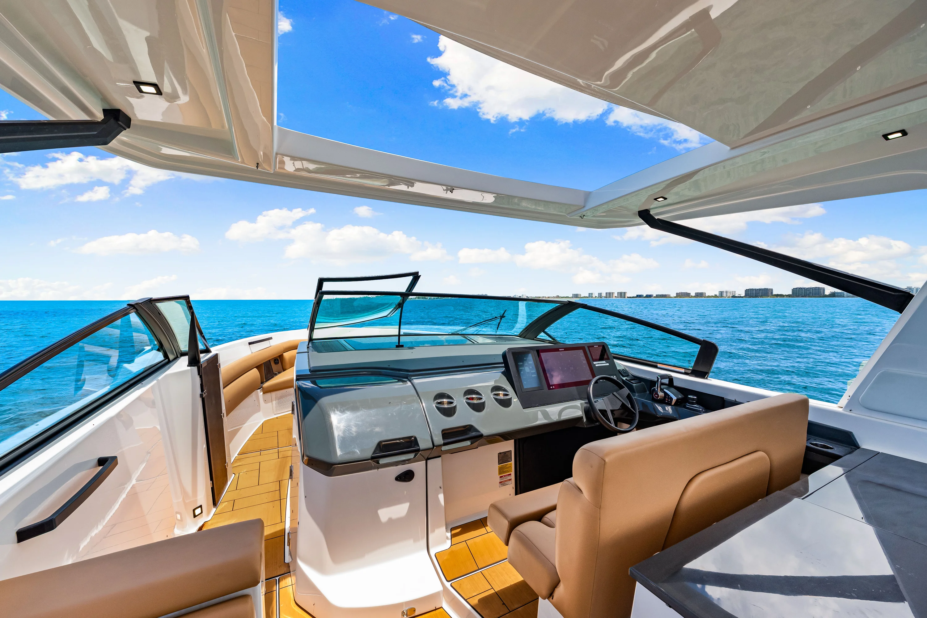 2024 Aviara AV40 Outboard Image Thumbnail #26
