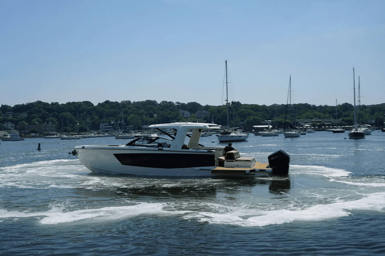 2024 Aviara AV40 Outboard Image Thumbnail #4