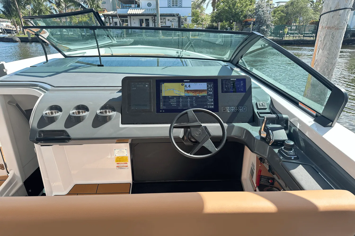 2024 Aviara AV40 Outboard Image Thumbnail #6